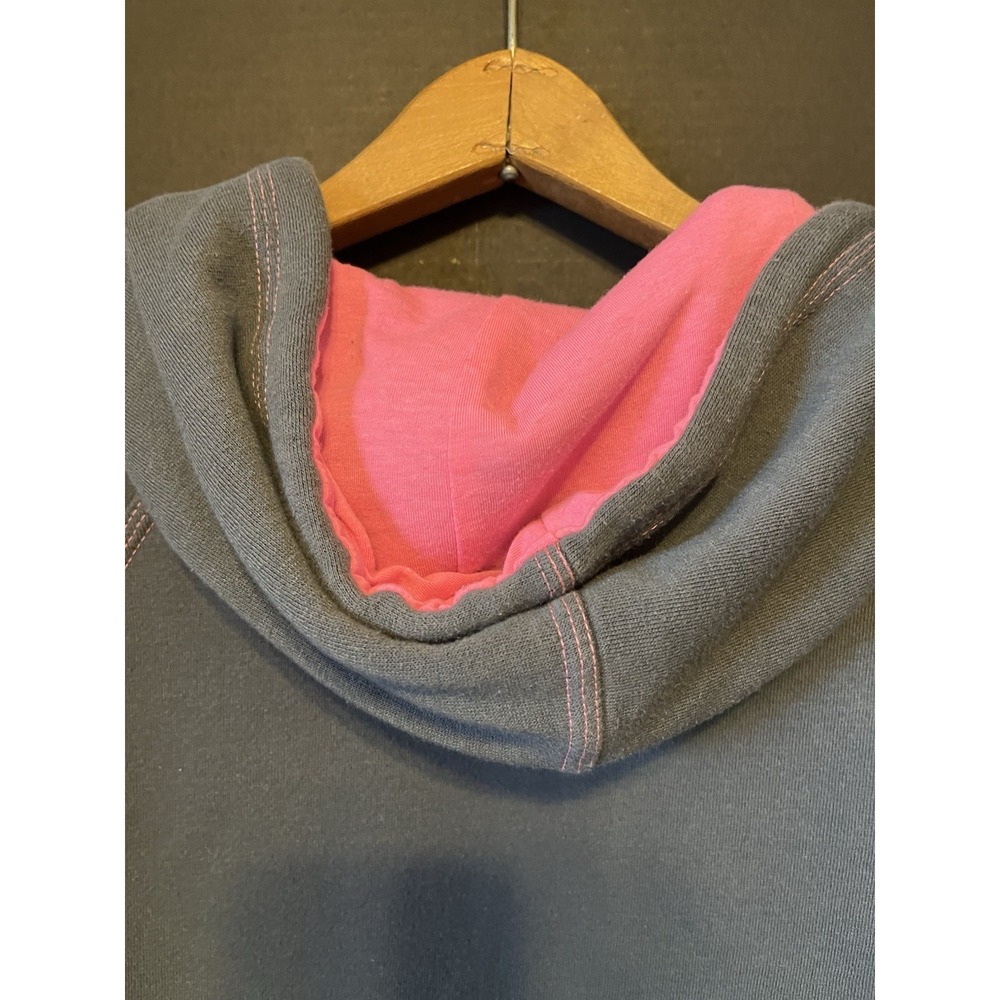 New Glarus Brewing Co. Hoodie Sweatshirt Sz M Cotton Spotted Cow, Gray & Pink - Picture 9 of 12